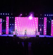 P5室內(nèi)全彩舞臺(tái)屏